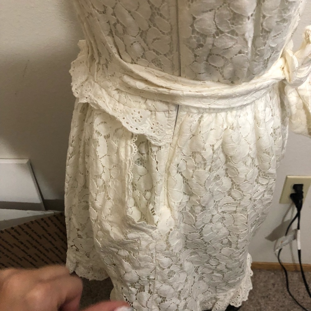 Liz Lisa all over lace romper - Picture 5 of 6